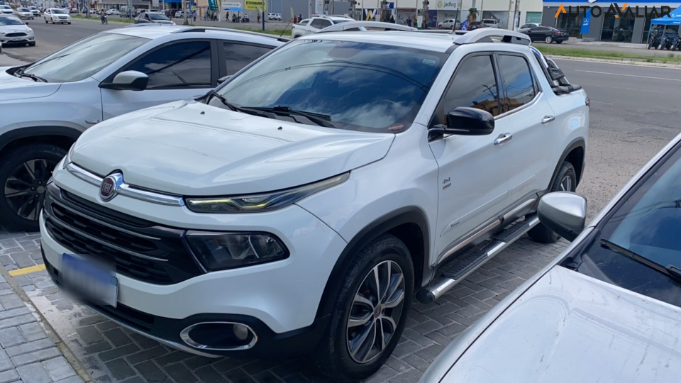 FIAT TORO 2.0 16V TURBO DIESEL VOLCANO 4WD AT9