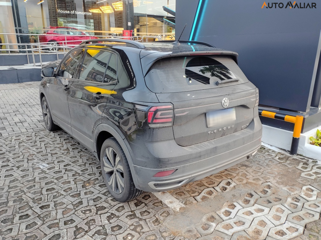 VOLKSWAGEN T-CROSS 1.0 200 TSI TOTAL FLEX COMFORTLINE AUTOMÁTICO