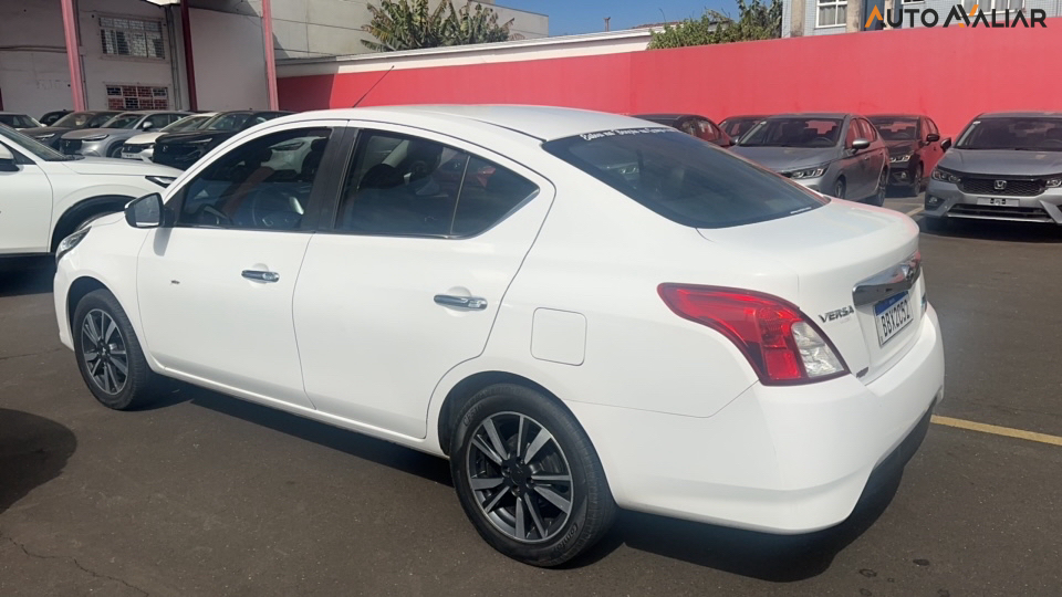 NISSAN VERSA 1.6 16V FLEXSTART SL 4P XTRONIC
