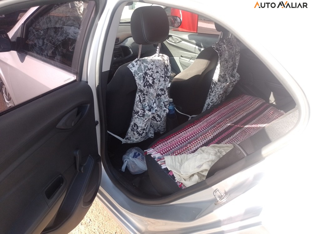 CHEVROLET ONIX 1.0 MPFI JOY BLACK 8V FLEX 4P MANUAL