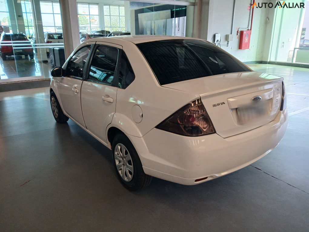 FORD FIESTA 1.6 SE SEDAN 16V FLEX 4P MANUAL