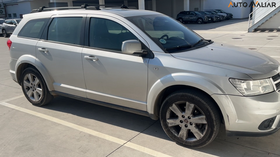 FIAT FREEMONT 2.4 PRECISION 16V GASOLINA 4P AUTOMATICO