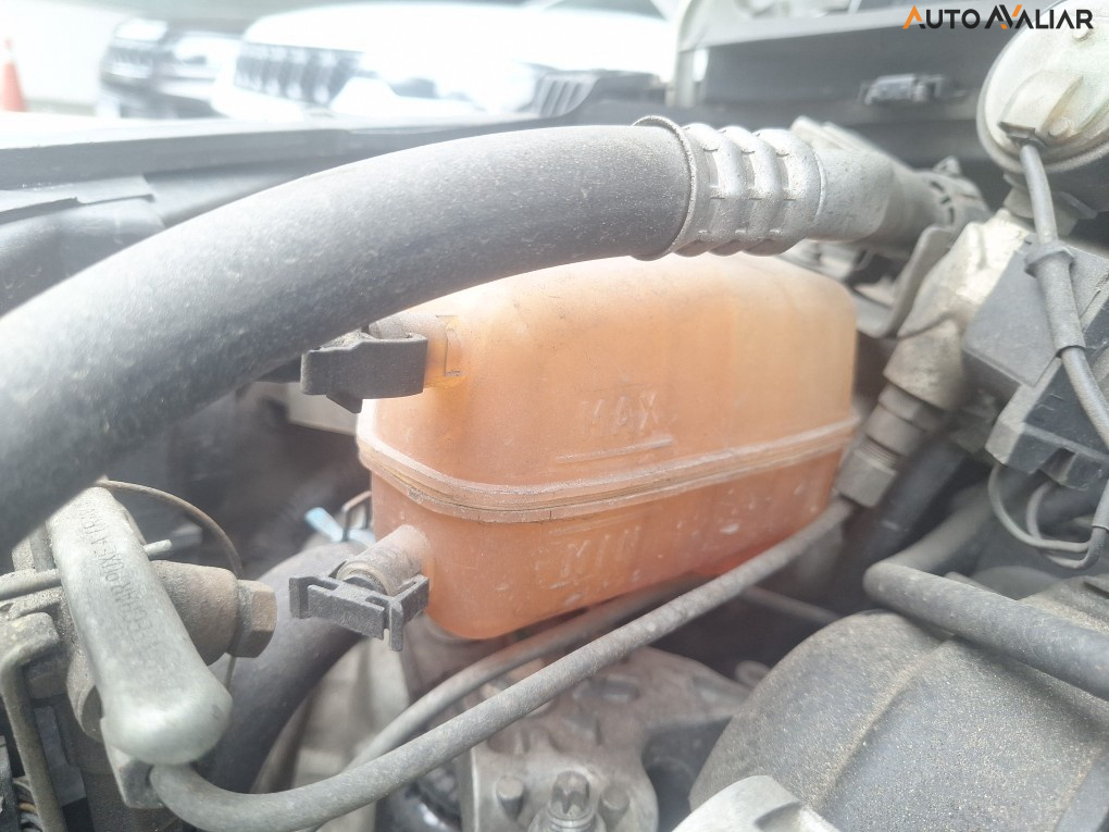 FORD FIESTA 1.6 SE HATCH 16V FLEX 4P MANUAL