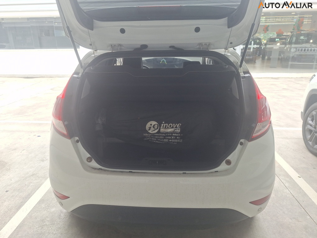 FORD FIESTA 1.6 SE HATCH 16V FLEX 4P MANUAL