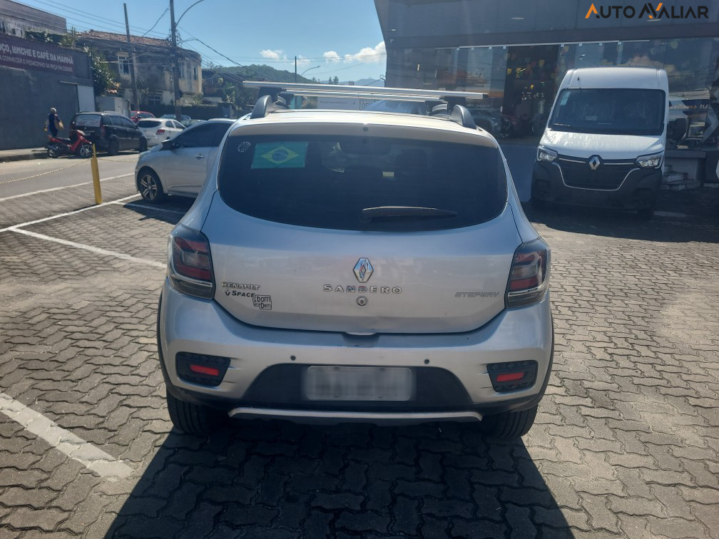 RENAULT SANDERO 1.6 STEPWAY 8V FLEX 4P MANUAL