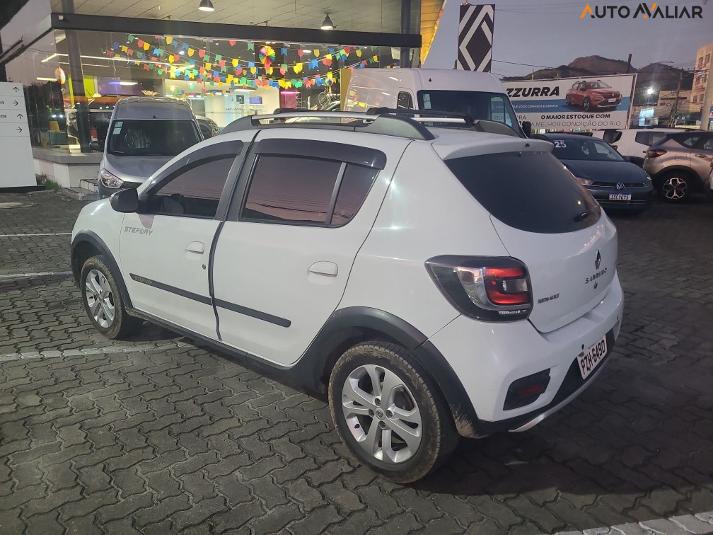 RENAULT SANDERO 1.6 16V SCE FLEX STEPWAY 4P MANUAL
