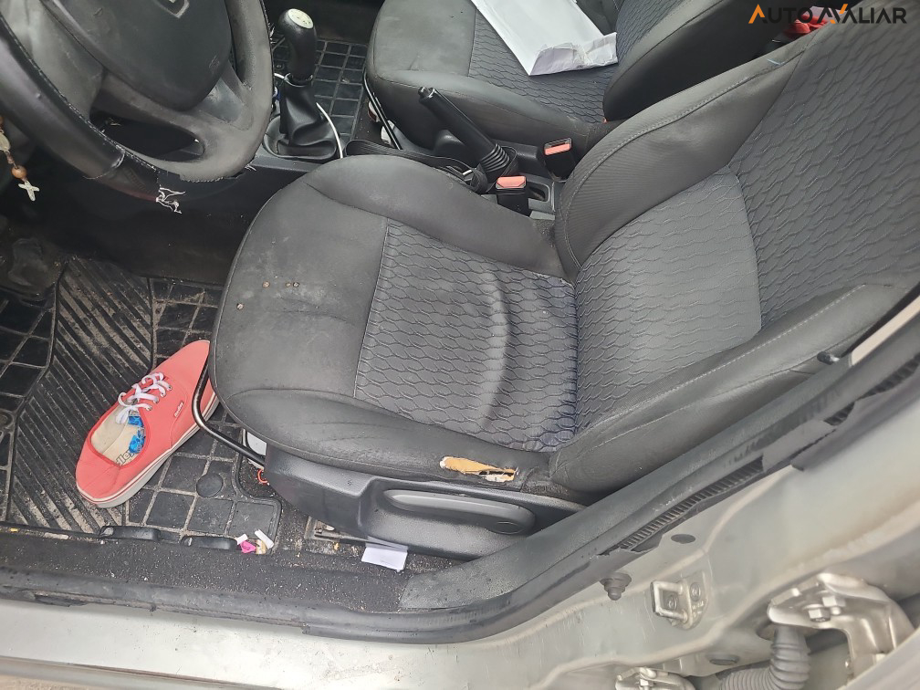 RENAULT SANDERO 1.0 EXPRESSION 16V FLEX 4P MANUAL