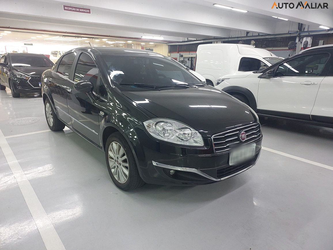 FIAT LINEA 1.8 ESSENCE 16V FLEX 4P AUTOMATIZADO