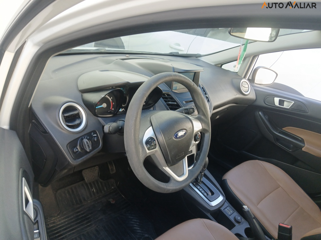 FORD FIESTA 1.6 TI-VCT FLEX SEL POWERSHIFT