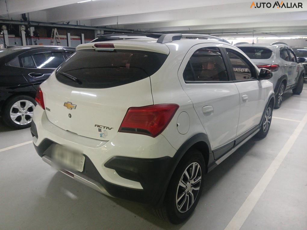 CHEVROLET ONIX 1.4 MPFI ACTIV 8V FLEX 4P AUTOMATICO