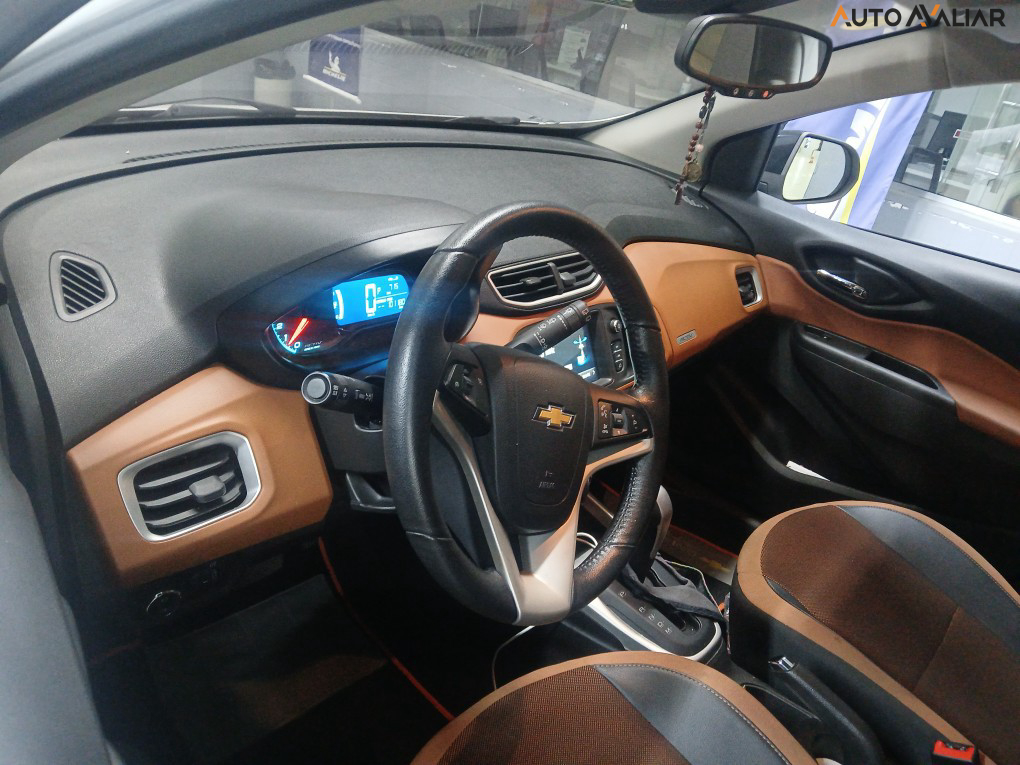 CHEVROLET ONIX 1.4 MPFI ACTIV 8V FLEX 4P AUTOMATICO