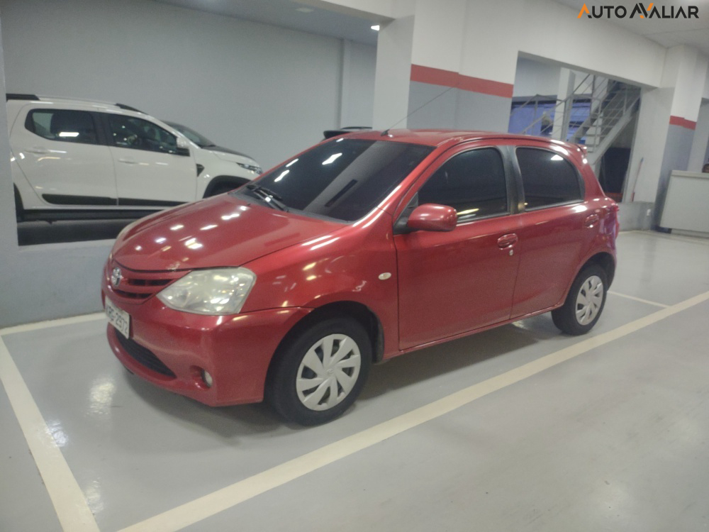 TOYOTA ETIOS 1.3 XS 16V FLEX 4P MANUAL