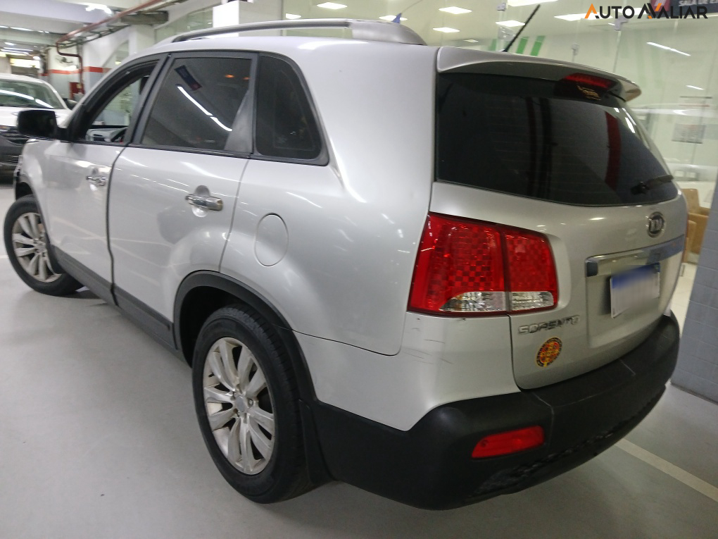 KIA SORENTO 2.4 16V GASOLINA EX AUTOMATICO