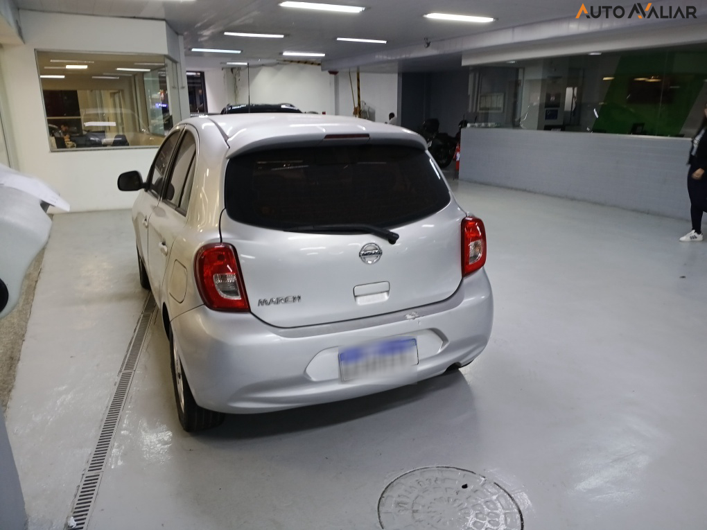 NISSAN MARCH 1.6 SV 16V FLEX 4P MANUAL