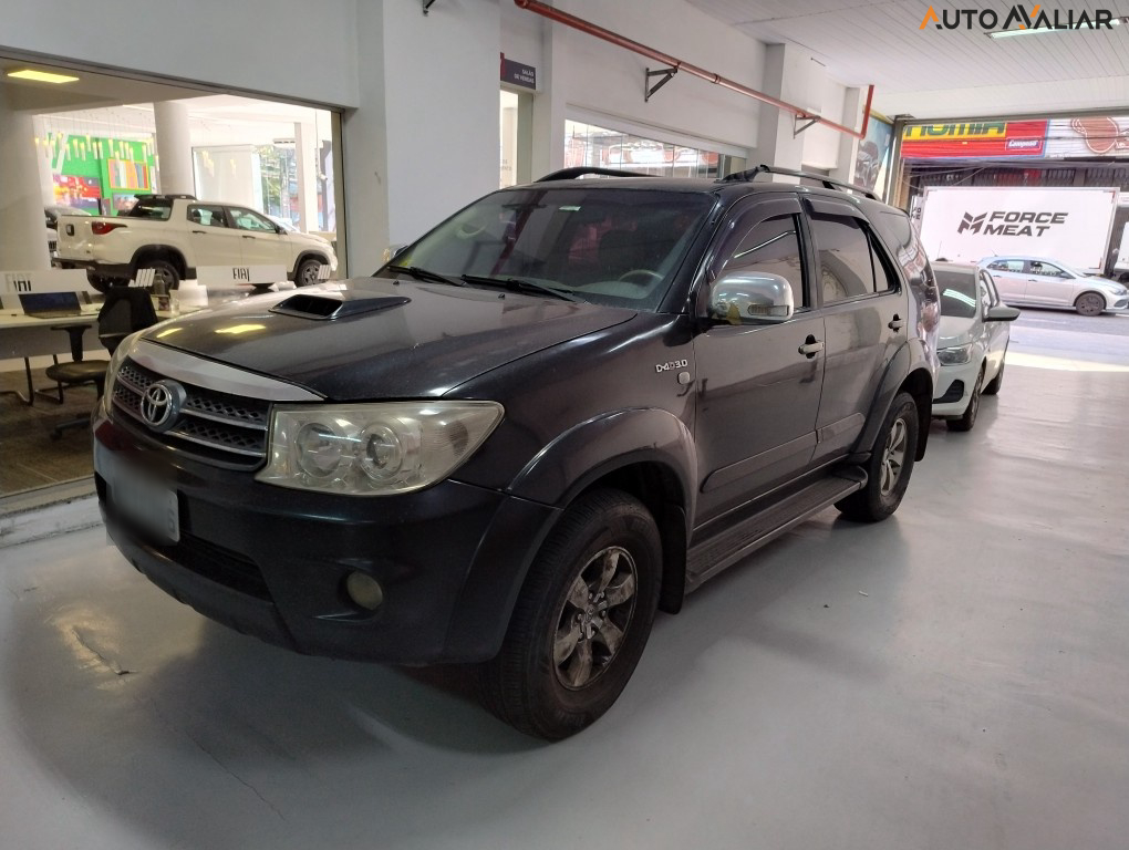 TOYOTA HILUX SW4 3.0 SRV 4X4 16V TURBO INTERCOOLER DIESEL 4P AUTOMATICO
