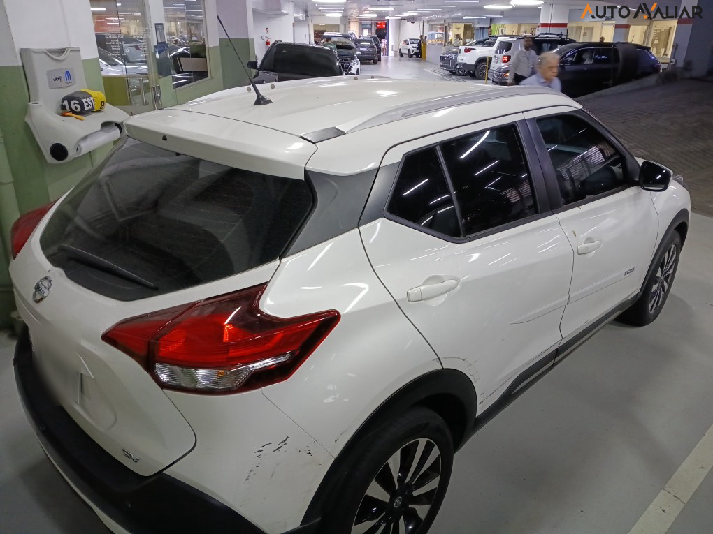 NISSAN KICKS 1.6 16V FLEXSTART SV 4P XTRONIC