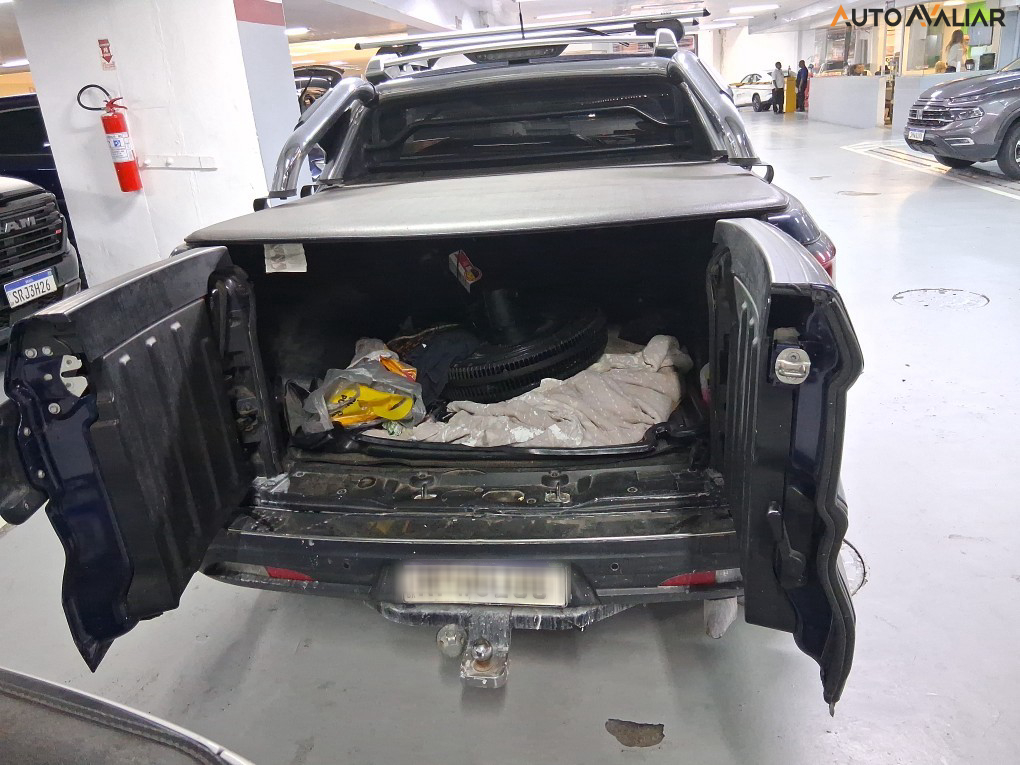 FIAT TORO 2.4 16V MULTIAIR FLEX VOLCANO AT9