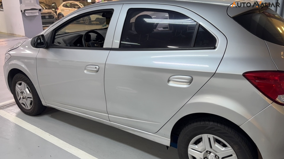 CHEVROLET ONIX 1.0 MPFI LT 8V FLEX 4P MANUAL