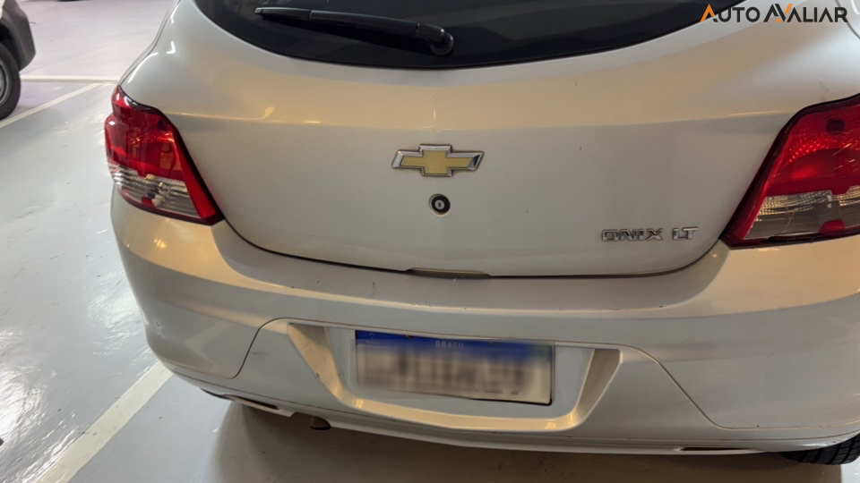 CHEVROLET ONIX 1.0 MPFI LT 8V FLEX 4P MANUAL