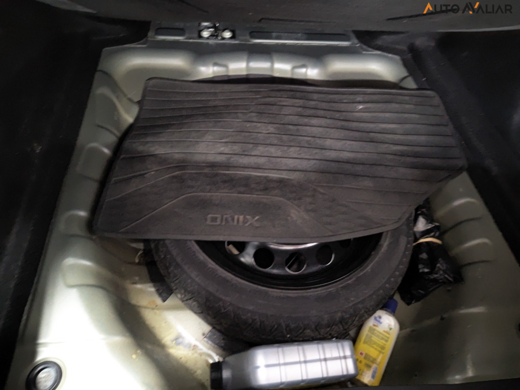 CHEVROLET ONIX 1.0 FLEX PLUS LT MANUAL