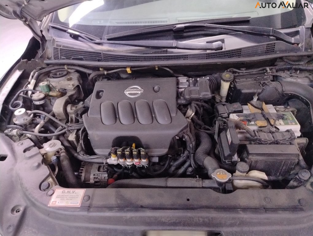 NISSAN SENTRA 2.0 SV 16V FLEX 4P AUTOMATICO