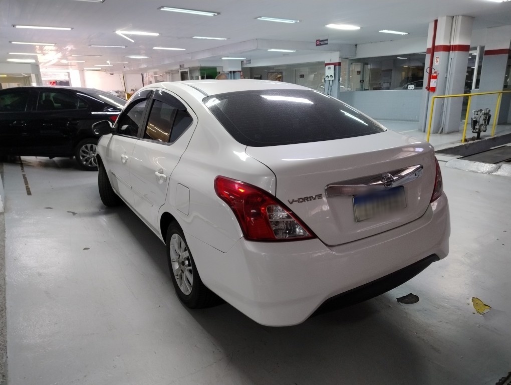 NISSAN VERSA 1.6 16V FLEX EXCLUSIVE CVT