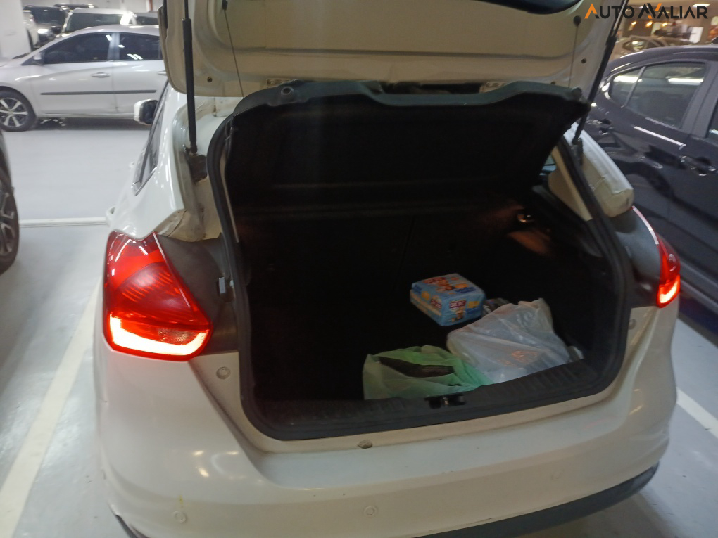 FORD FOCUS 2.0 TITANIUM 16V FLEX 4P POWERSHIFT