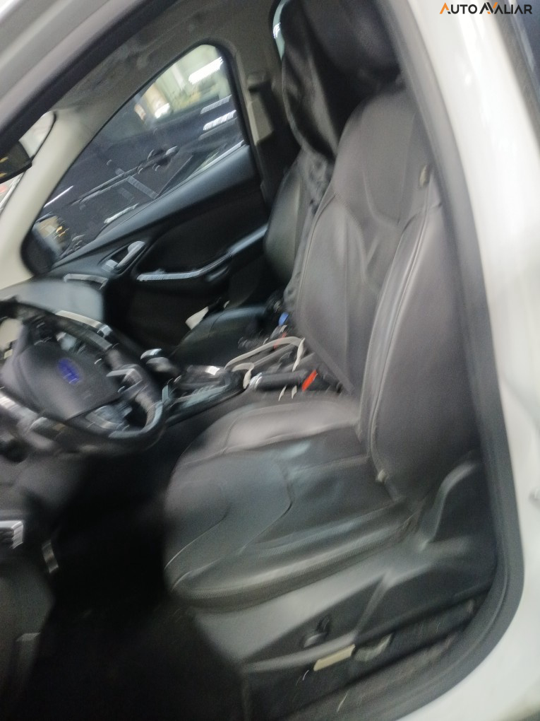 FORD FOCUS 2.0 TITANIUM 16V FLEX 4P POWERSHIFT