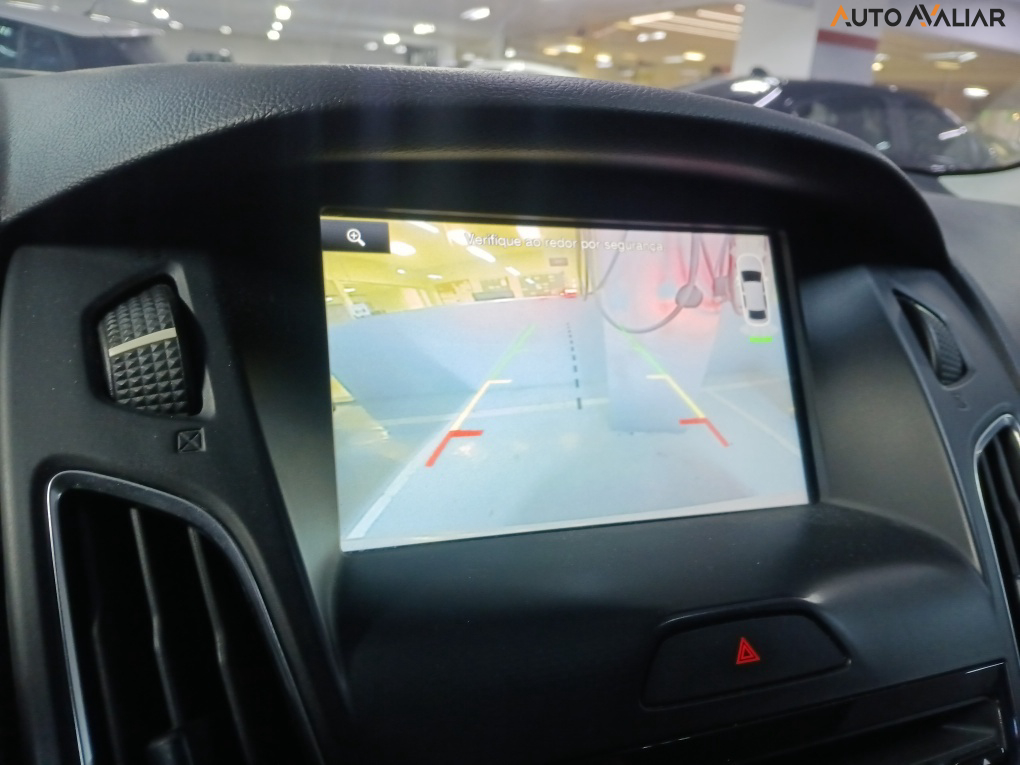 FORD FOCUS 2.0 TITANIUM 16V FLEX 4P POWERSHIFT