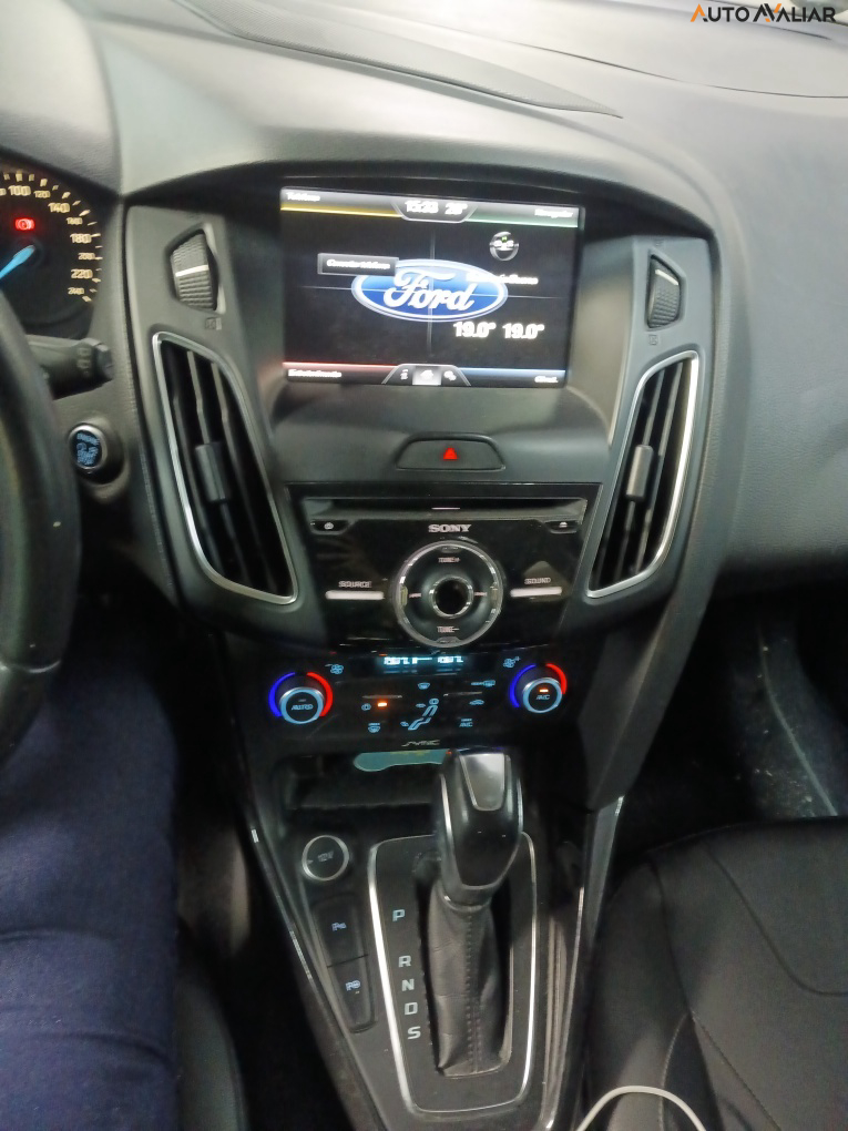 FORD FOCUS 2.0 TITANIUM 16V FLEX 4P POWERSHIFT