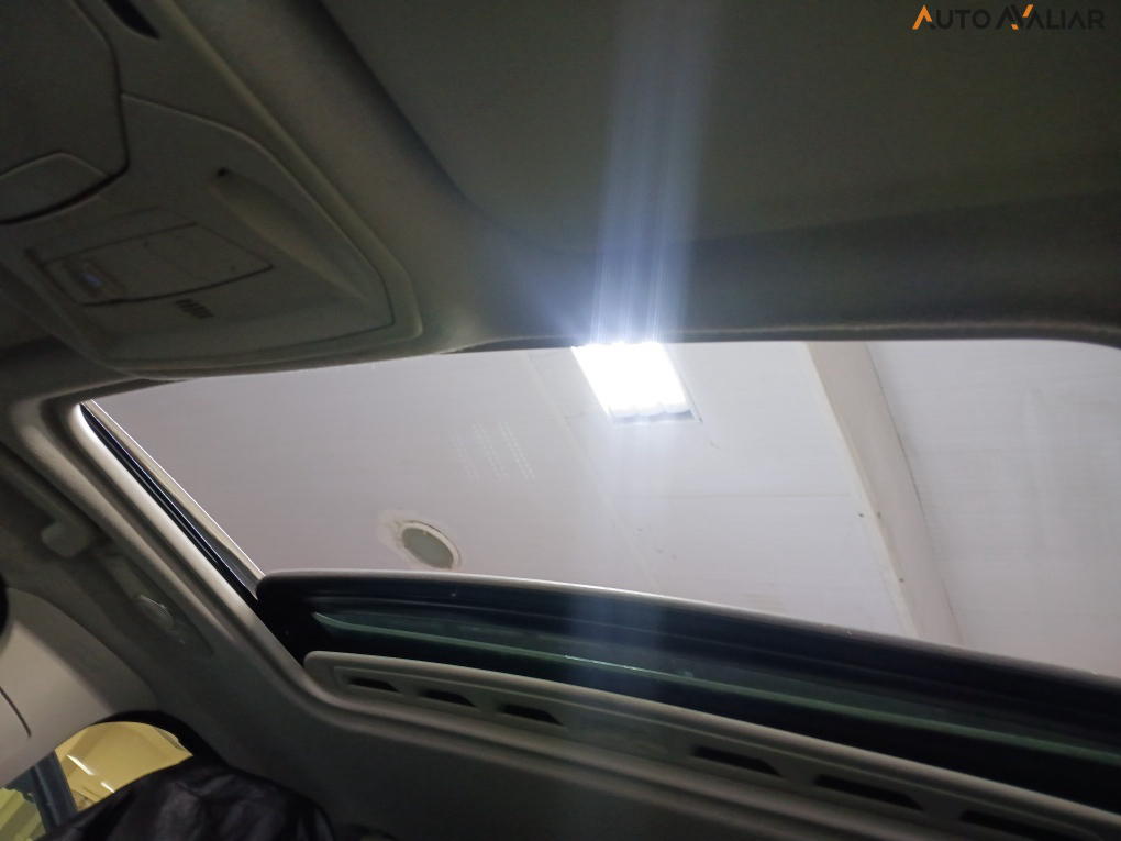 FORD FOCUS 2.0 TITANIUM 16V FLEX 4P POWERSHIFT