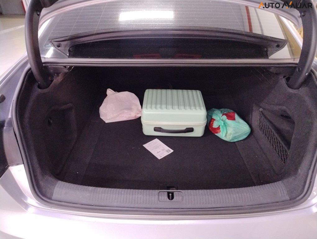 AUDI A4 2.0 TFSI ATTRACTION GASOLINA 4P S TRONIC