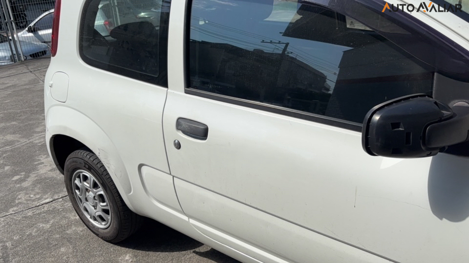 FIAT UNO 1.0 EVO VIVACE 8V FLEX 2P MANUAL
