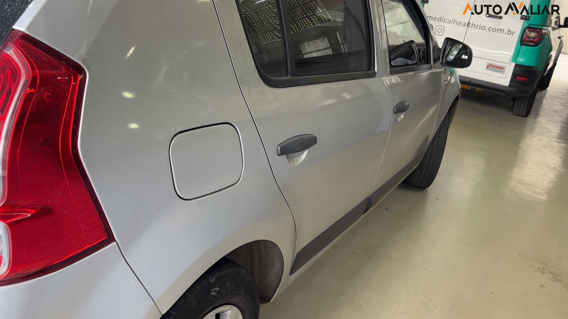 RENAULT SANDERO 1.0 EXPRESSION 16V FLEX 4P MANUAL