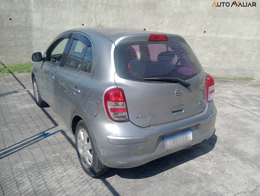 NISSAN NEW MARCH SV 1.6 16V
