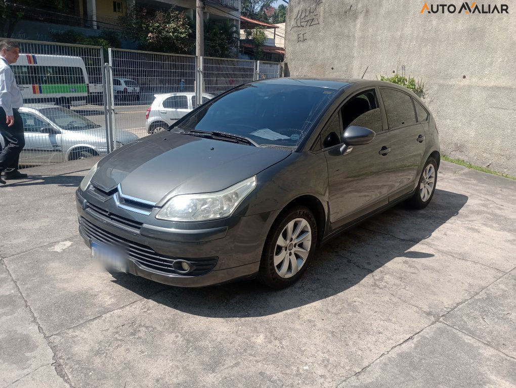 CITROEN C4 2.0 GLX 16V FLEX 4P AUTOMATICO