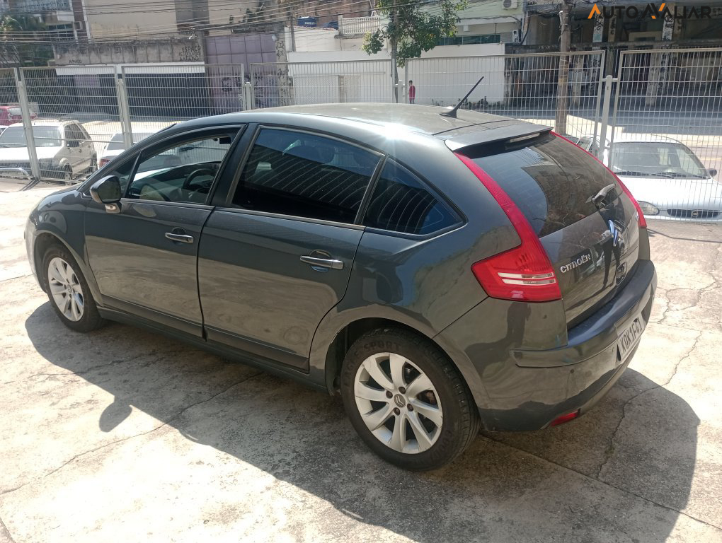 CITROEN C4 2.0 GLX 16V FLEX 4P AUTOMATICO