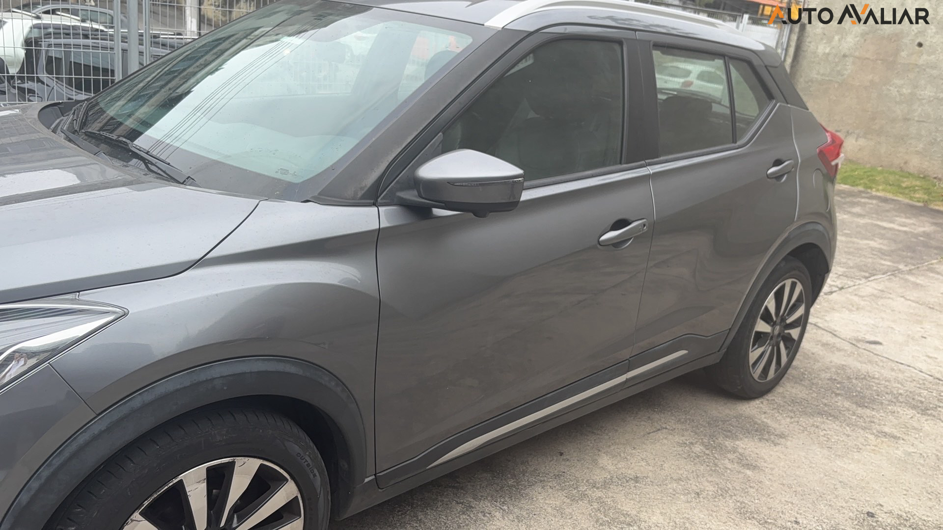 NISSAN KICKS 1.6 16V FLEXSTART SL 4P XTRONIC