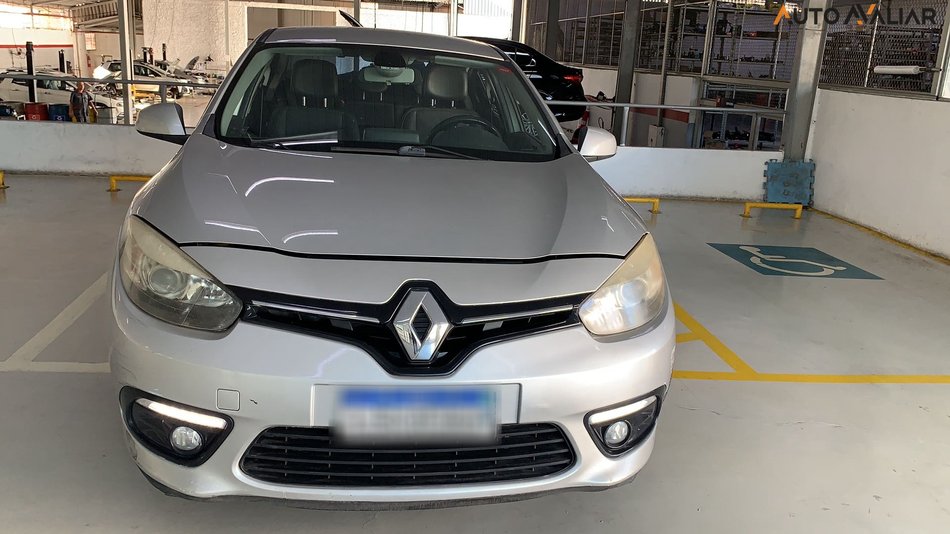 RENAULT FLUENCE 2.0 DYNAMIQUE PLUS 16V FLEX 4P AUTOMATICO