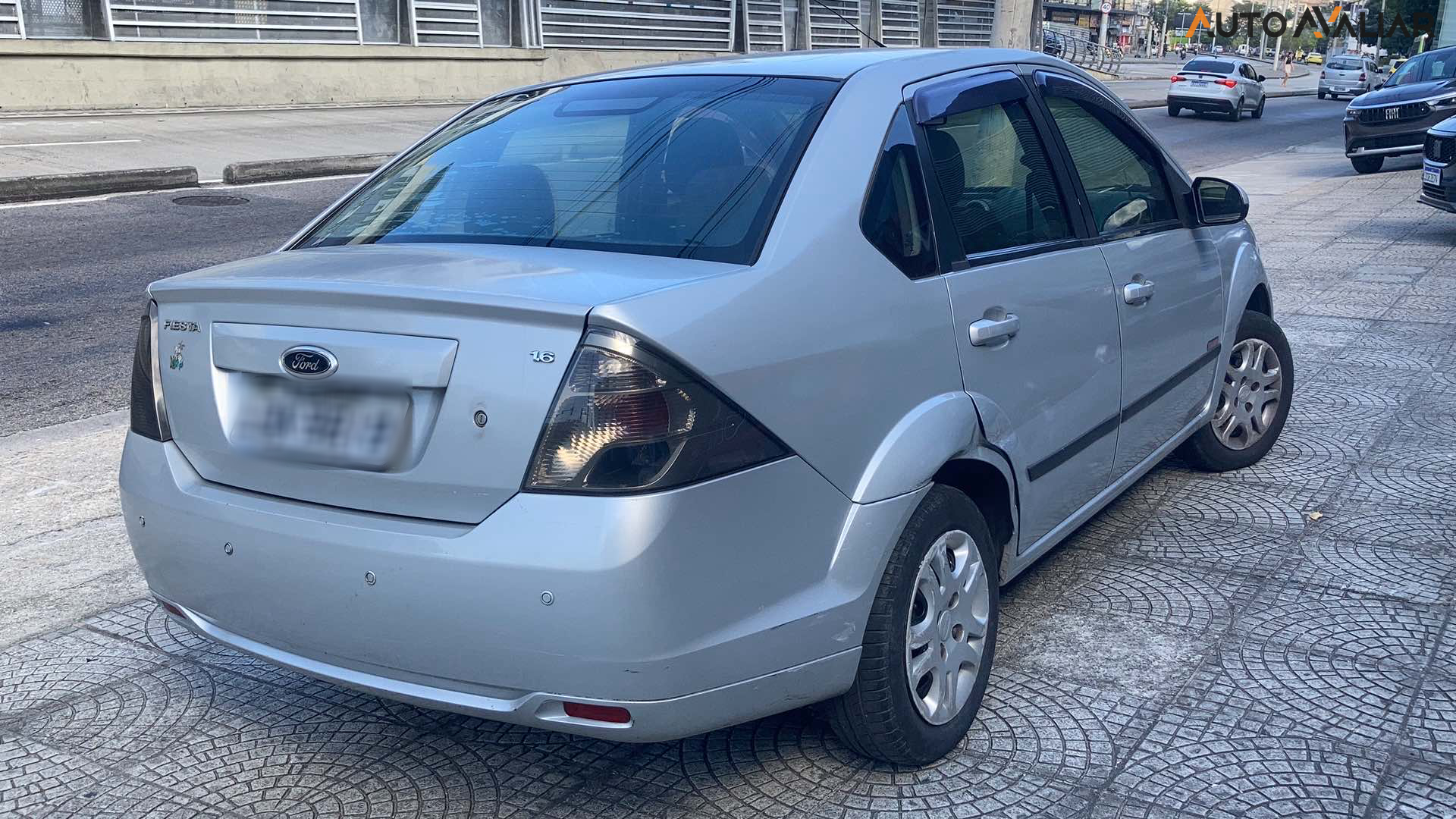 FORD FIESTA 1.6 MPI SEDAN 8V FLEX 4P MANUAL