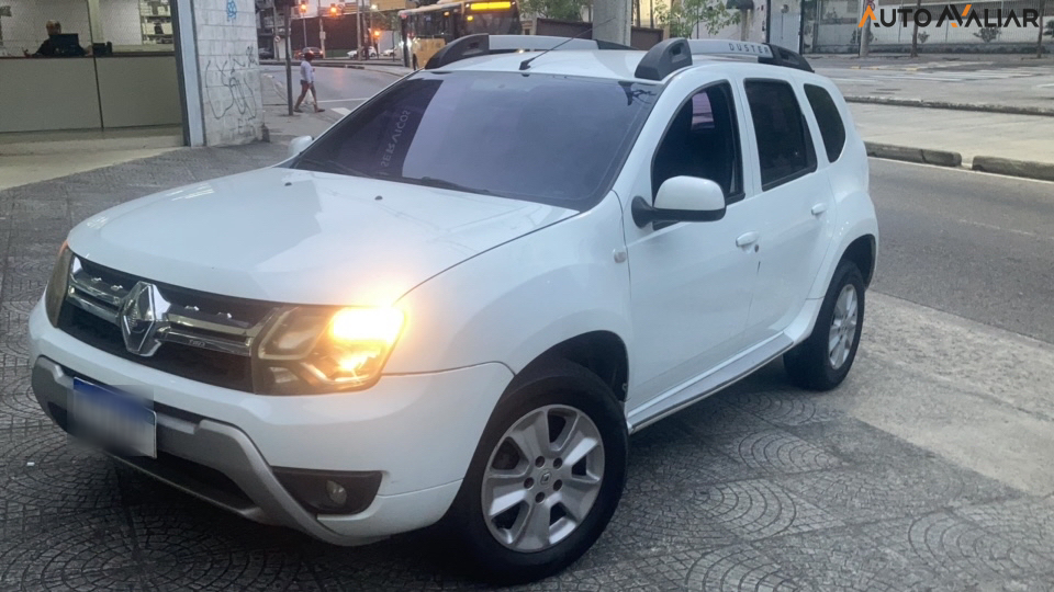 RENAULT DUSTER 2.0 DYNAMIQUE 4X2 16V FLEX 4P AUTOMATICO