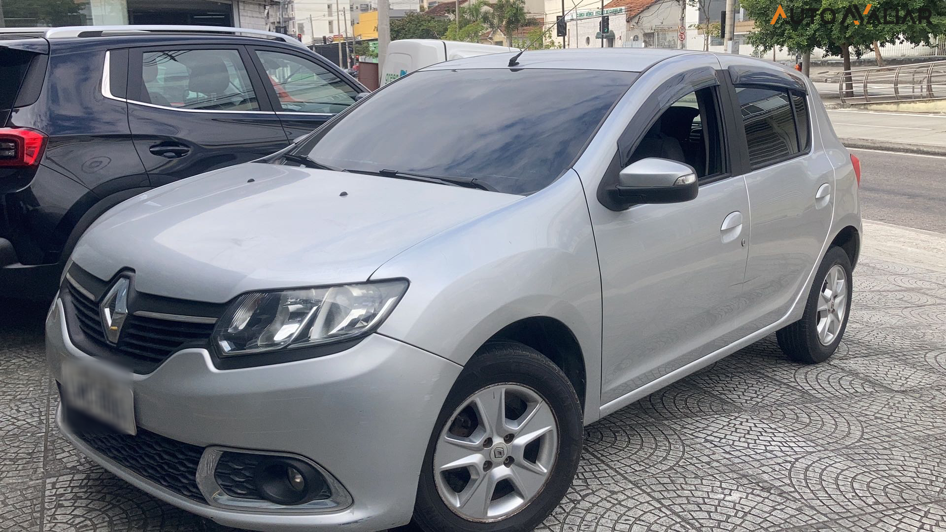 RENAULT SANDERO 1.6 DYNAMIQUE 8V FLEX 4P AUTOMATIZADO