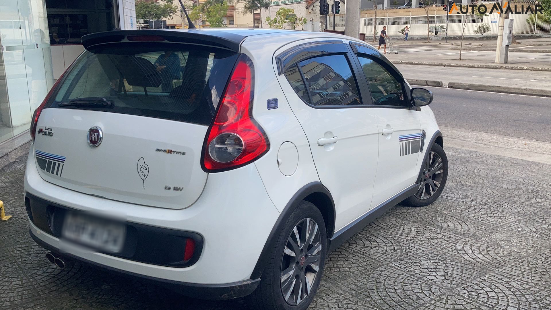 FIAT PALIO 1.6 MPI SPORTING 16V FLEX 4P MANUAL