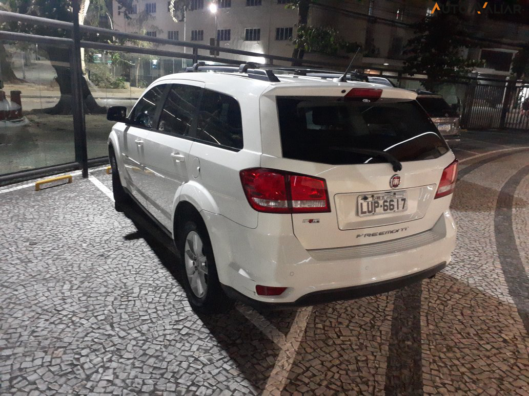 FIAT FREEMONT 2.4 PRECISION 16V GASOLINA 4P AUTOMATICO