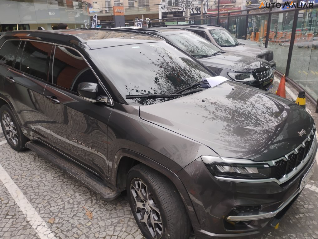 JEEP COMMANDER 2.0 TD380 TURBO DIESEL OVERLAND AT9