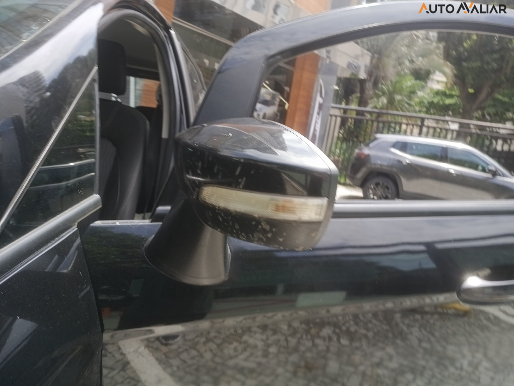 FORD ECOSPORT 2.0 TITANIUM 16V FLEX 4P AUTOMATICO