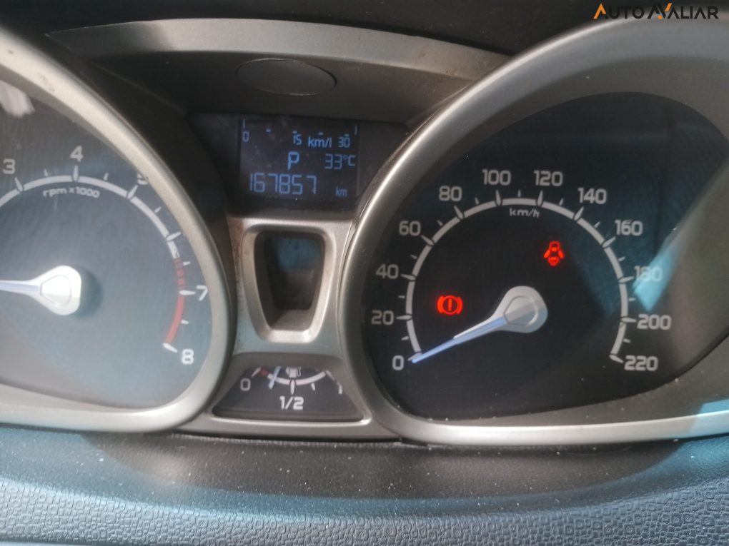 FORD ECOSPORT 2.0 TITANIUM 16V FLEX 4P AUTOMATICO