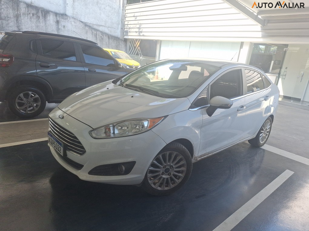 FORD FIESTA 1.6 TITANIUM SEDAN 16V FLEX 4P POWERSHIFT