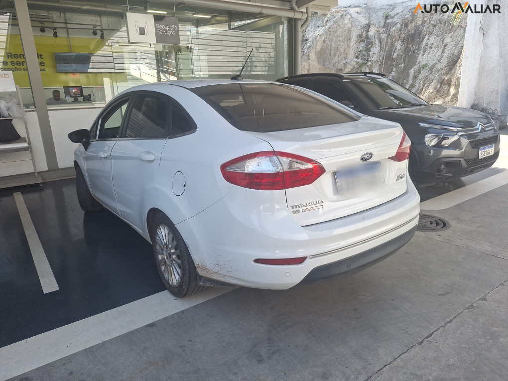 FORD FIESTA 1.6 TITANIUM SEDAN 16V FLEX 4P POWERSHIFT