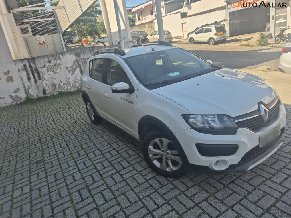 RENAULT SANDERO 1.6 8V STEP. EASY R H-POWER